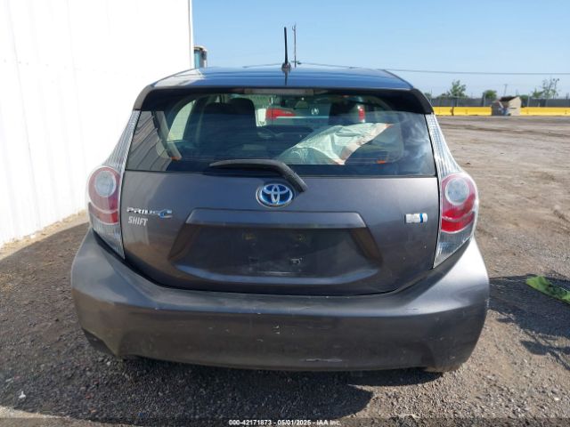 JTDKDTB31E1069948 Toyota Prius C One