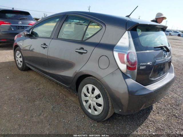 JTDKDTB31E1069948 Toyota Prius C One
