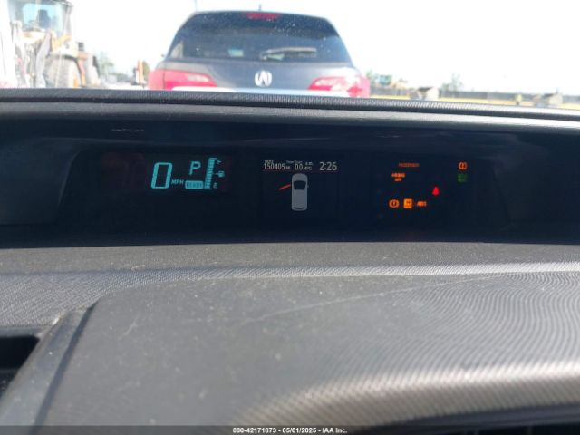 JTDKDTB31E1069948 Toyota Prius C One