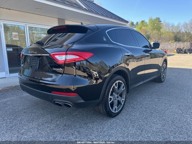 ZN661XUA1JX302021 Maserati Levante