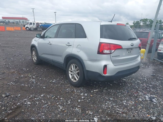 5XYKT3A64FG572728 KIA SORENTO LX