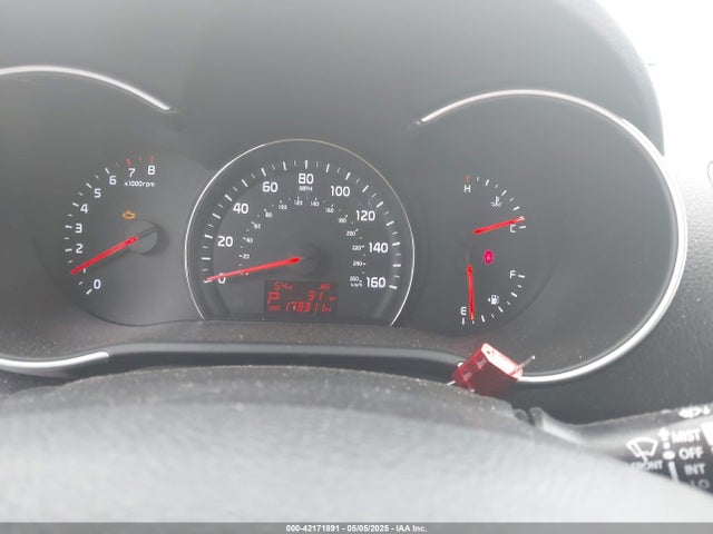 5XYKT3A64FG572728 KIA SORENTO LX