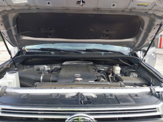 5TFHY5F13MX989921 Toyota Tundra Limited