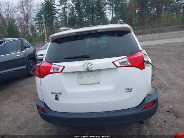 JTMRFREV4FJ015019 Toyota Rav4 Xle