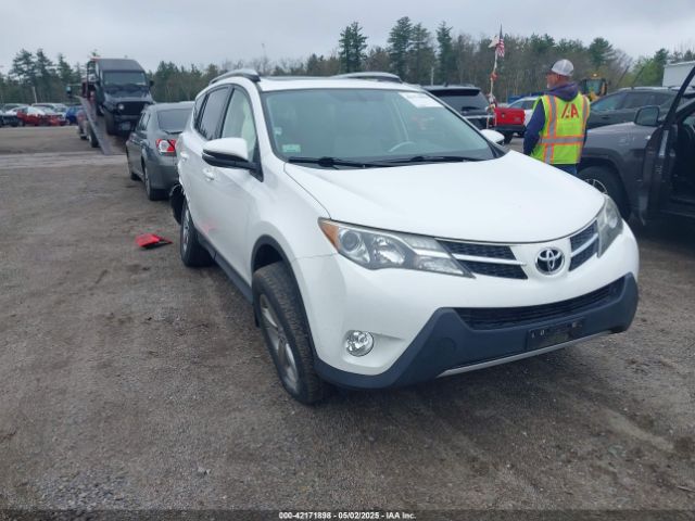 JTMRFREV4FJ015019 Toyota Rav4 Xle
