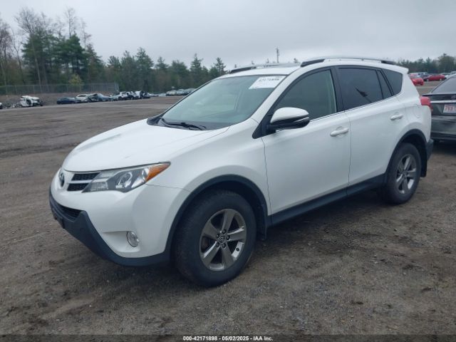 JTMRFREV4FJ015019 Toyota Rav4 Xle