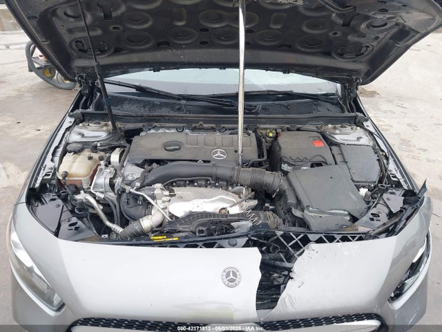 Mercedes-Benz m260 2019 WDD3G4EB5KW018588 Image 10