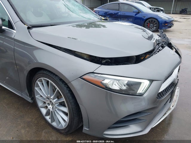 Mercedes-Benz m260 2019 WDD3G4EB5KW018588 Image 20