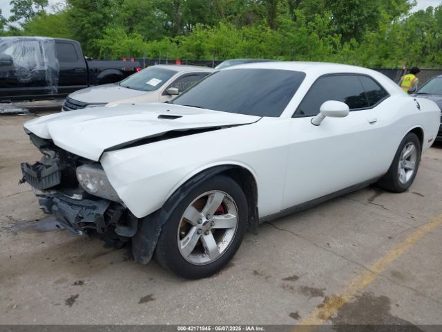 2013 DODGE CHALLENGER 2C3CDYAG9DH581452 Photo 1