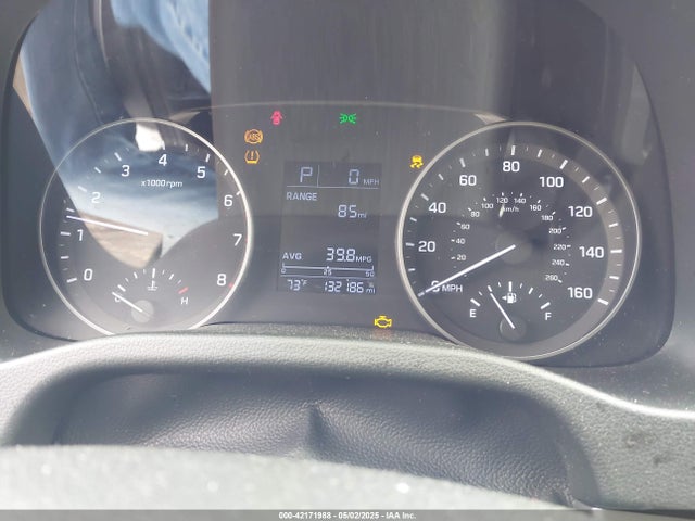 5NPD74LF5JH397990 Hyundai ELANTRA SE