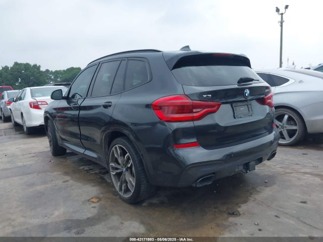 2018 BMW X3 5UXTS3C52J0Y97855 Photo 2