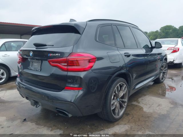2018 BMW X3 5UXTS3C52J0Y97855 Photo 3