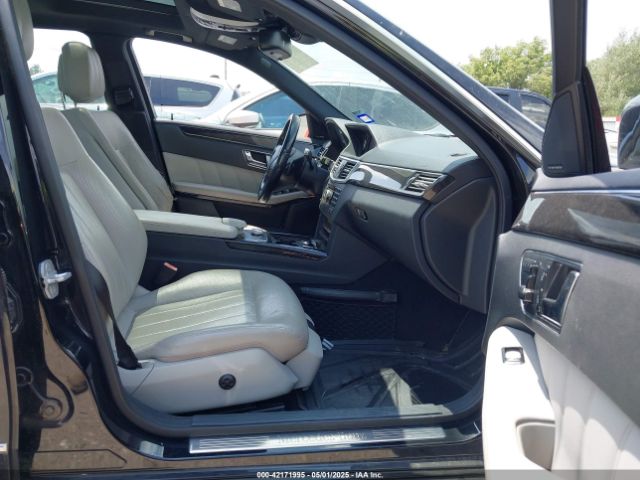 2010 MERCEDES-BENZ E 550 WDDHF7CB9AA220889 Photo 4