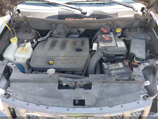 1C4NJDEB3GD713675 Jeep Compass Latitude