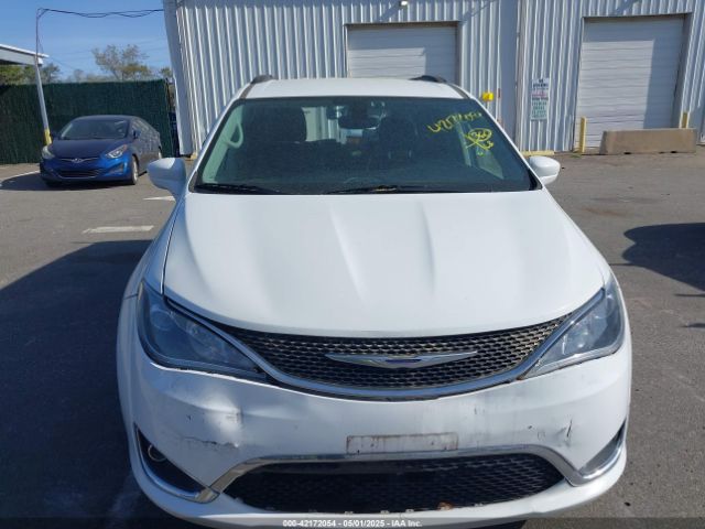 2C4RC1BG2HR803084 Chrysler Pacifica Touring-l