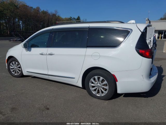 2C4RC1BG2HR803084 Chrysler Pacifica Touring-l