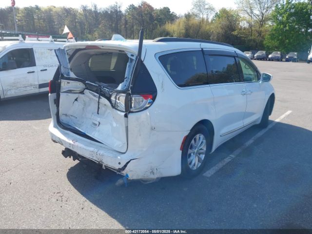 2C4RC1BG2HR803084 Chrysler Pacifica Touring-l