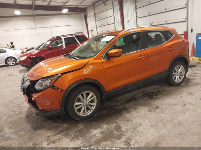 JN1BJ1CR2HW127348 Nissan Rogue Sport Sv