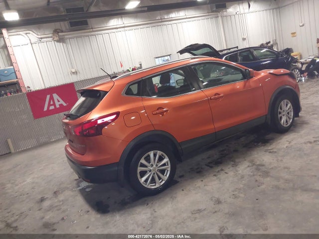 JN1BJ1CR2HW127348 Nissan Rogue Sport Sv