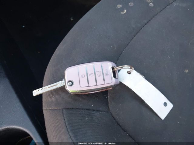 KNDJN2A26F7201189 KIA Soul
