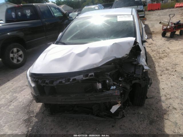 3KPFK4A7XJE235618 KIA FORTE LX
