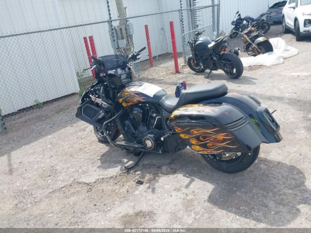 2021 INDIAN MOTORCYCLE CO. CHALLENGER 56KLCDRR5M3400468 Photo 2