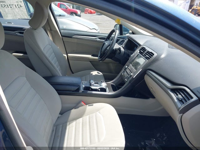 3FA6P0HD2JR222690 Ford FUSION SE