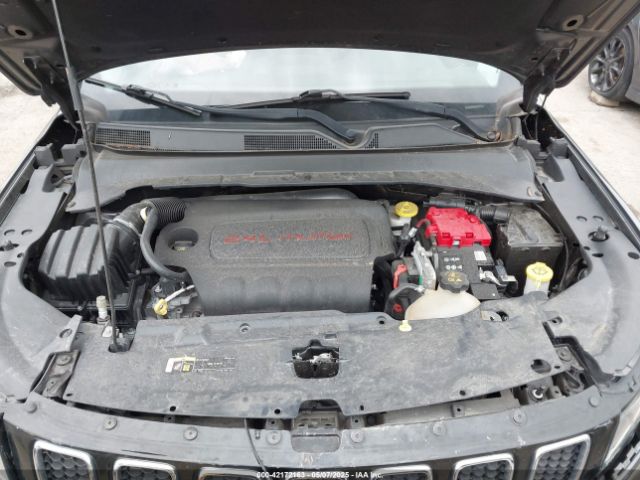 2019 JEEP COMPASS 3C4NJCCB7KT777783 Photo 9