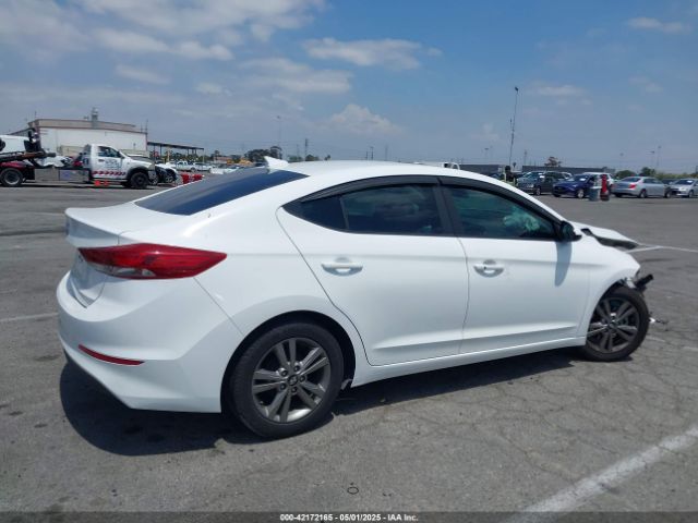 5NPD84LF3HH191364 Hyundai 2017