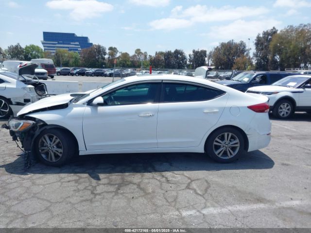 5NPD84LF3HH191364 Hyundai 2017