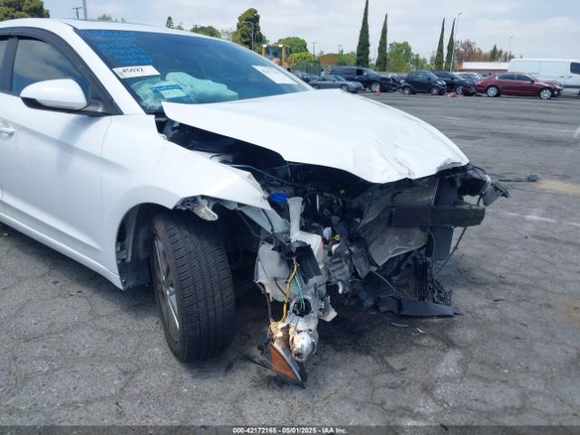 5NPD84LF3HH191364 Hyundai 2017