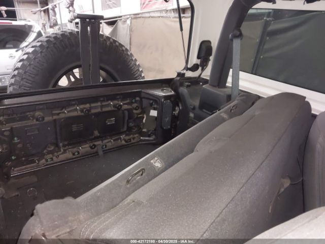 1C4GJXAN4LW229040 Jeep Wrangler Sport S 4x4