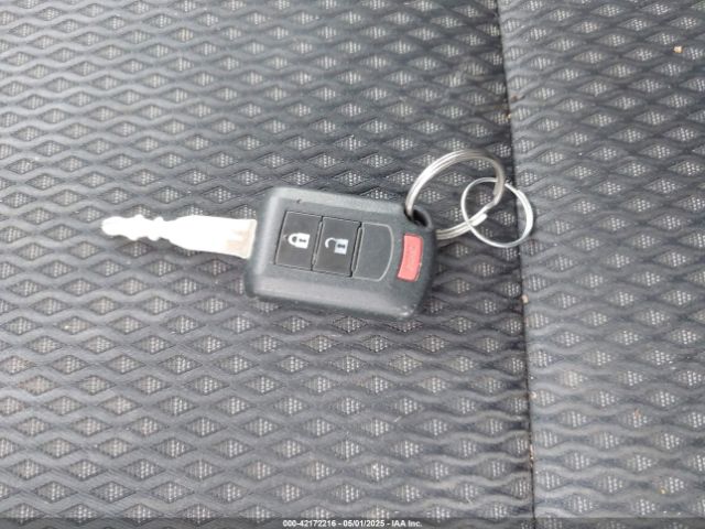 JA4AZ2A32JZ004749 Mitsubishi Outlander Es