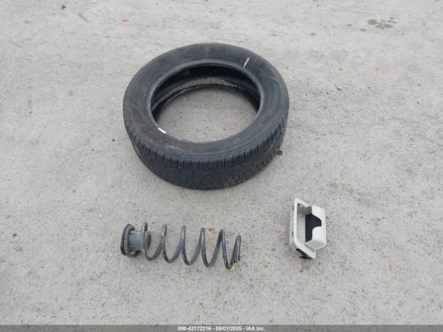 JA4AZ2A32JZ004749 Mitsubishi Outlander Es