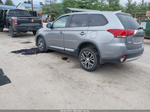 JA4AZ2A32JZ004749 Mitsubishi Outlander Es