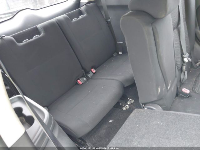 JA4AZ2A32JZ004749 Mitsubishi Outlander Es