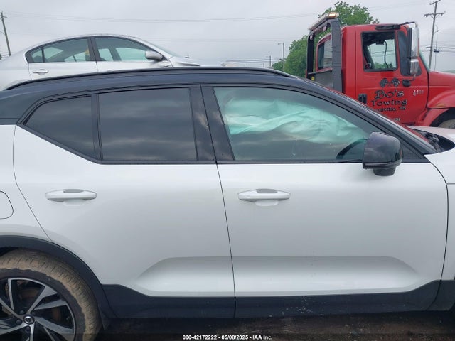 YV4162UM0N2648040 Volvo Xc40 T5 R-design