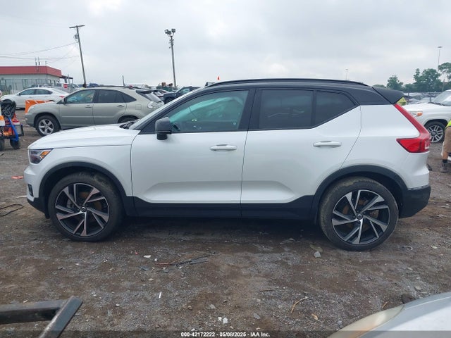 YV4162UM0N2648040 Volvo Xc40 T5 R-design