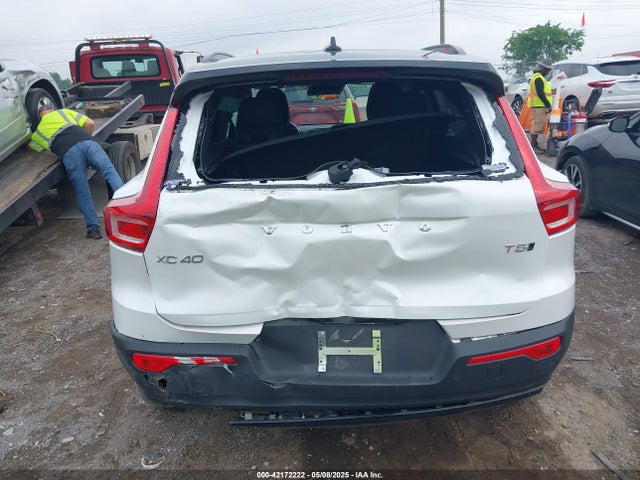 YV4162UM0N2648040 Volvo Xc40 T5 R-design