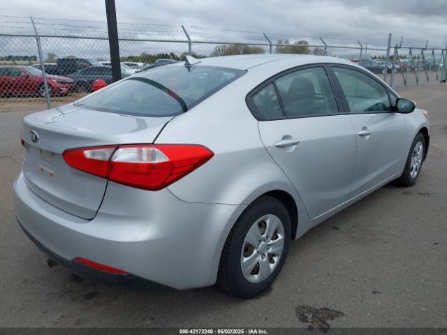 KNAFX4A68F5359427 KIA FORTE LX