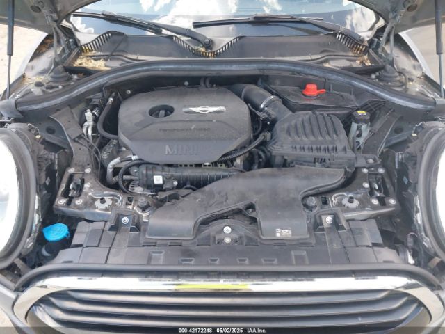 2017 MINI CLUBMAN WMWLU1C5XH2F27820 Photo 9