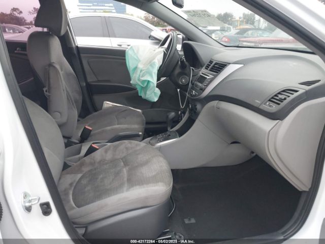 KMHCT4AE8HU250298 Hyundai ACCENT SE
