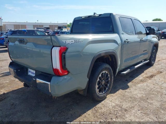 5TFLA5AB7NX013477 Toyota Tundra Sr5