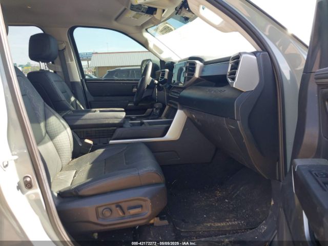 5TFLA5AB7NX013477 Toyota Tundra Sr5