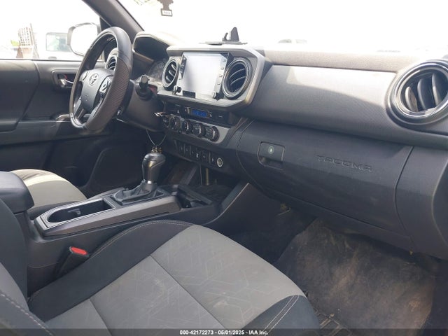 5TFDZ5BN9MX057873 Toyota Tacoma Trd Off-road