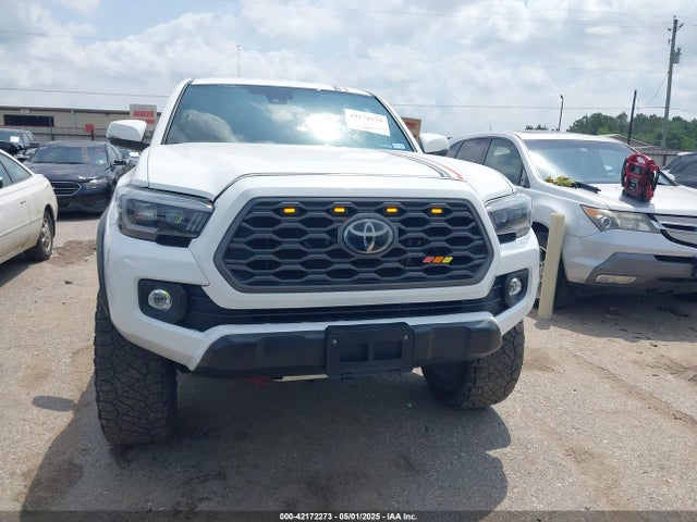5TFDZ5BN9MX057873 Toyota Tacoma Trd Off-road