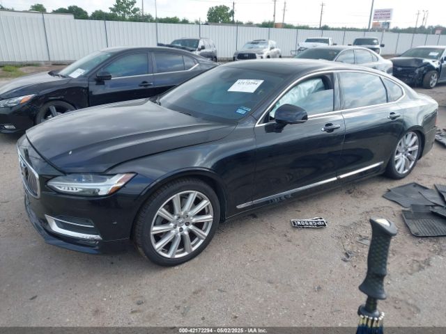 2018 VOLVO S90 LVY992ML3JP006180 Photo 1
