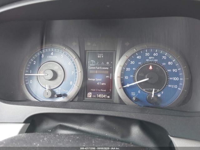 5TDYK3DC6GS724009 Toyota Sienna Xle 8 Passenger