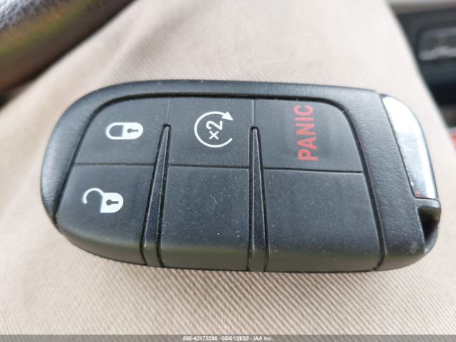 ZACCJBBT0FPB76457 Jeep Renegade Latitude