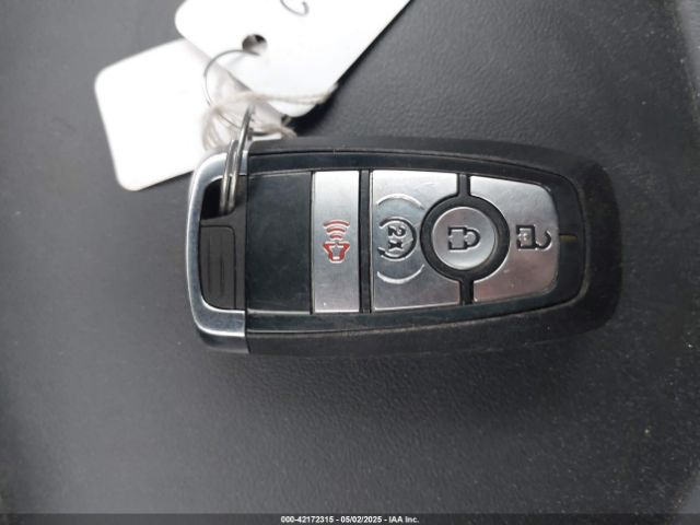 3FTTW8S91RRA10104 Ford Maverick Lariat